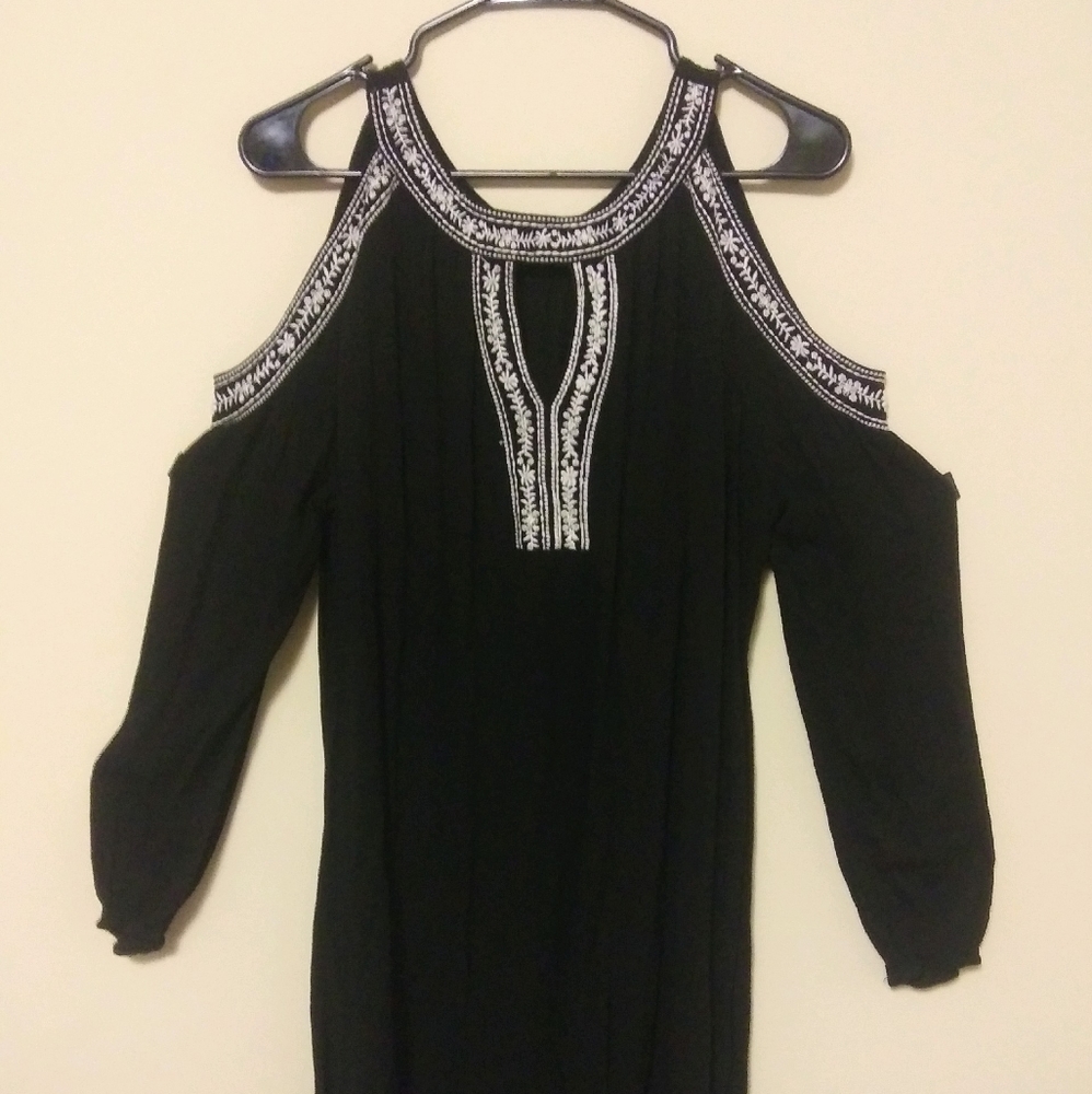 Time and Tru Black Long Sleeve Dress